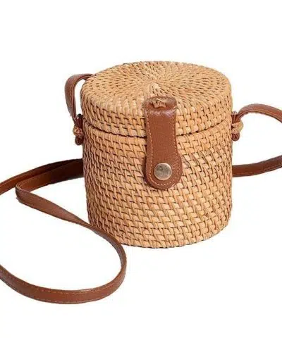 Bolso cubo ibicenco con bandolera y correa de cuero